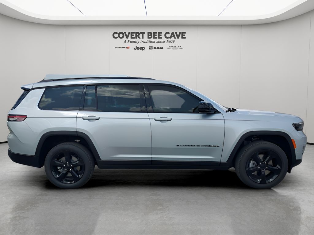 2025 Jeep Grand Cherokee Limited photo 9
