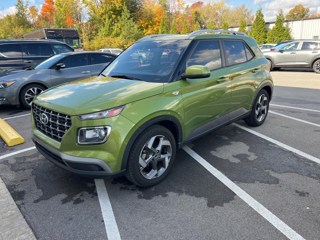 2022 Hyundai Venue SEL