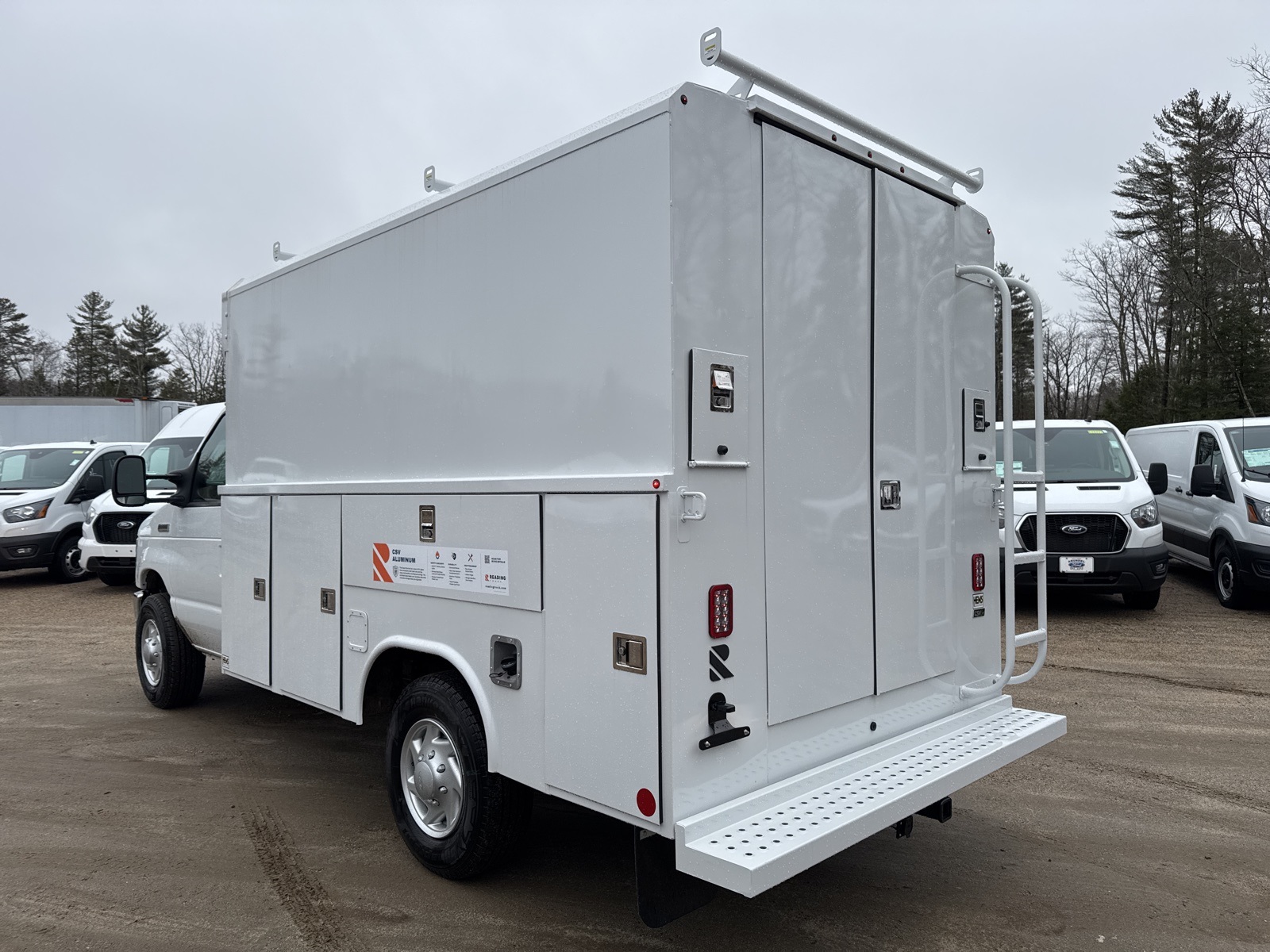 2025 Ford E-350 Base photo 4