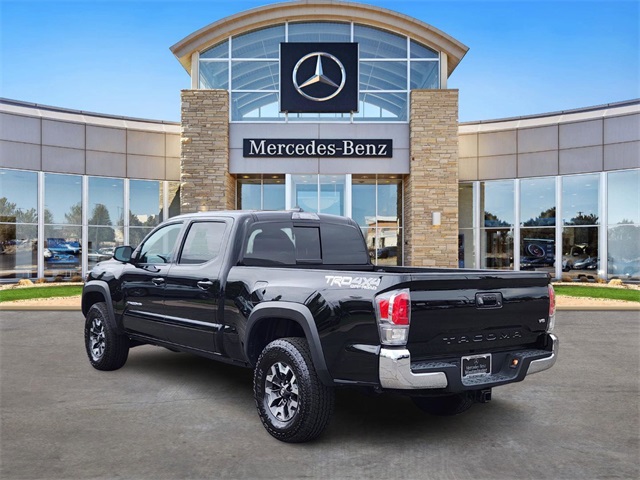 2022 Toyota Tacoma TRD Off-Road photo 3
