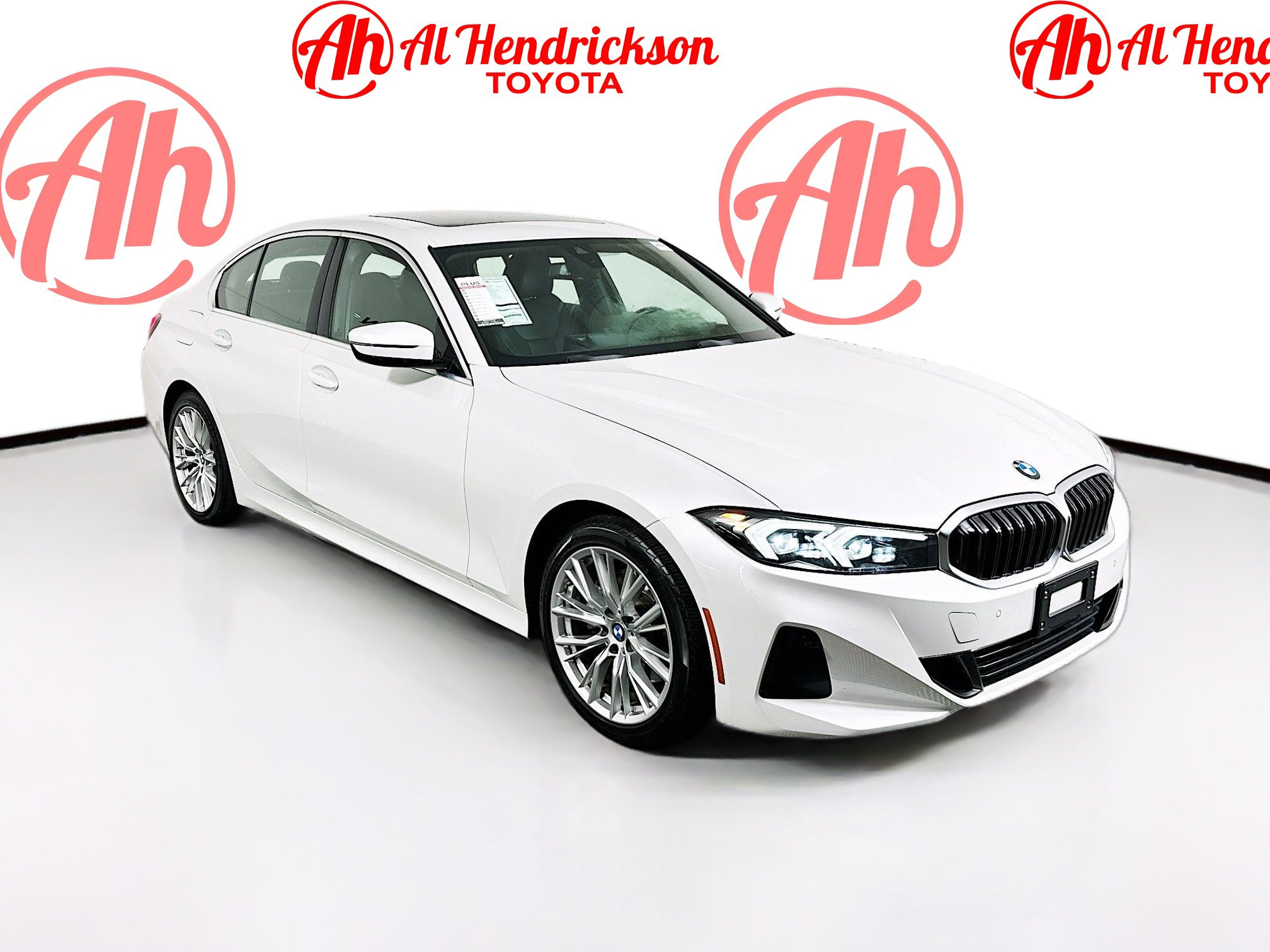 2024 BMW 3 Series 330i's photo