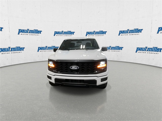 2025 Ford F-150 STX photo 4