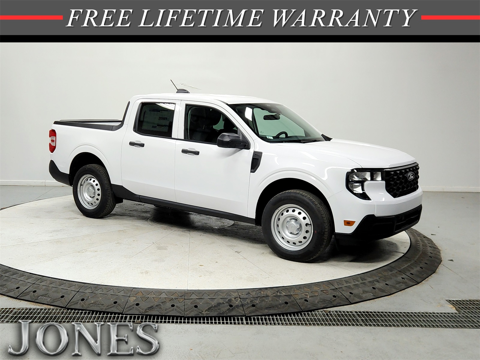 2026 Ford Maverick XL's photo