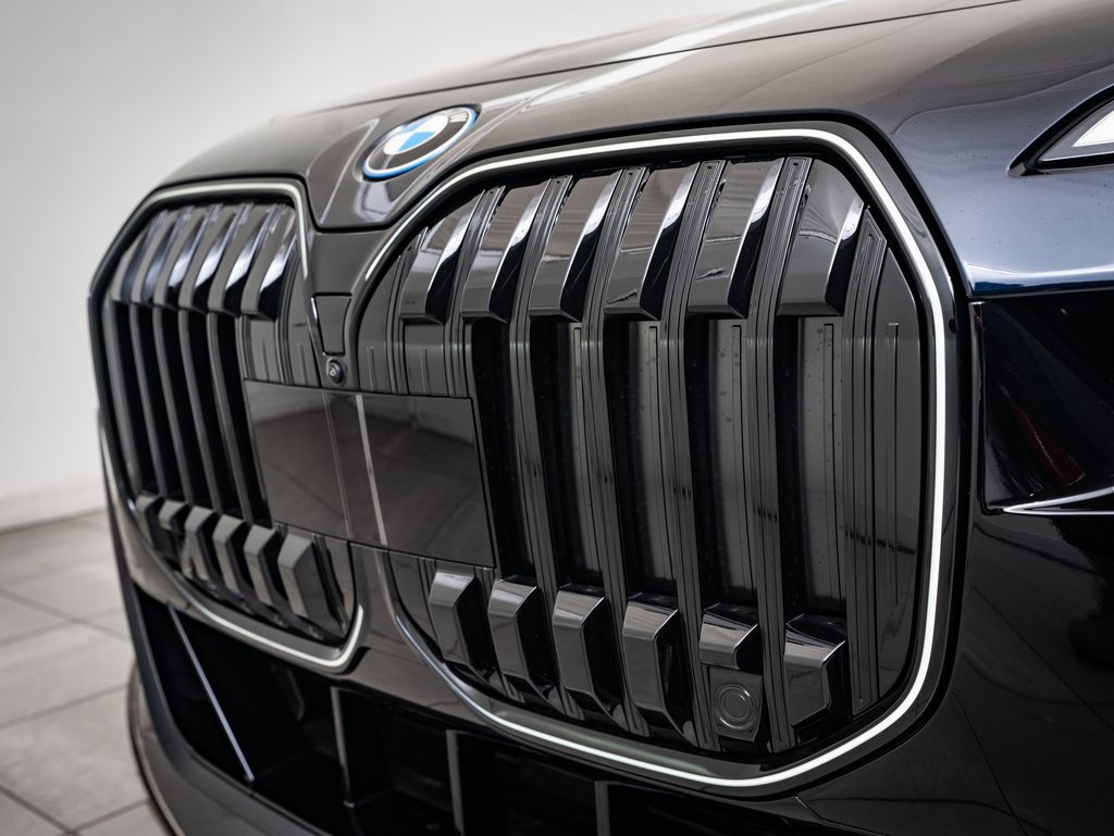 2025 Bmw i7 xDrive60 photo 3