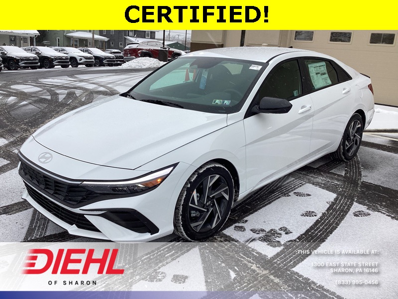 2025 Hyundai Elantra SEL Sport photo 3