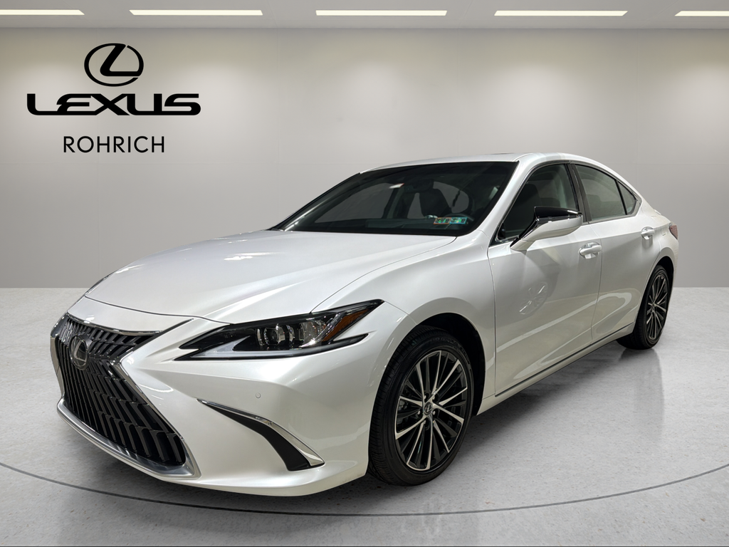 2025 Lexus ES 350's photo