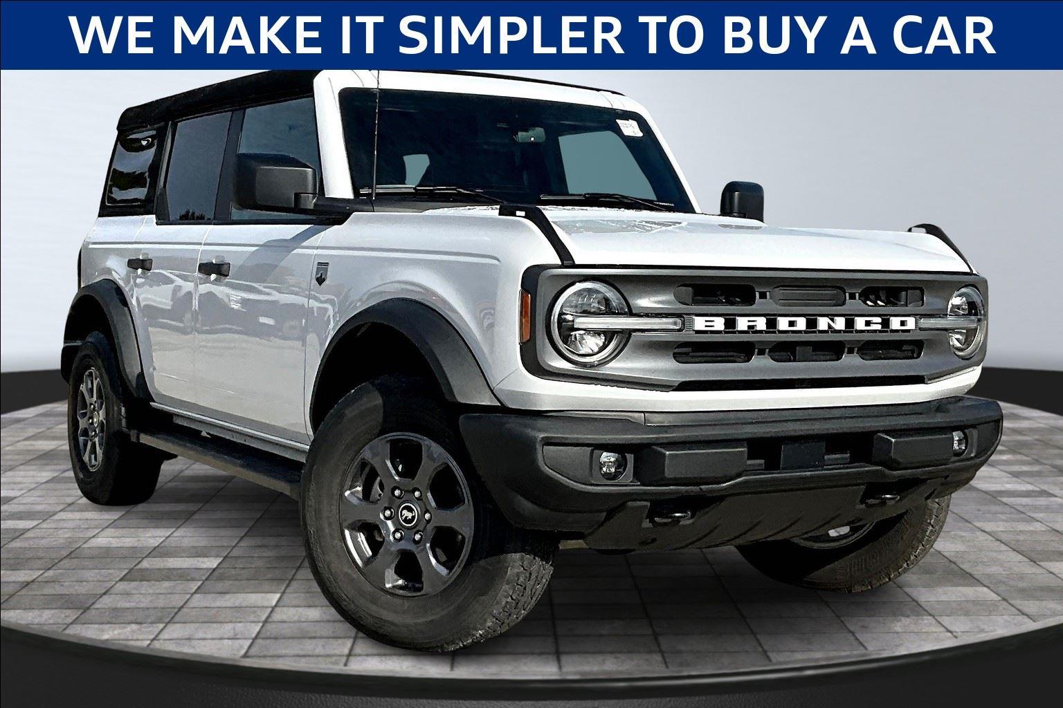 2023 Ford Bronco 4-Door Big Bend's photo