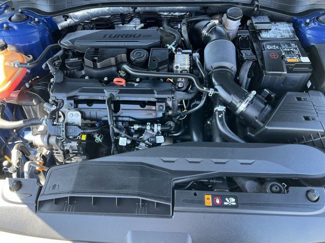 2024 Kia K5 GT-Line photo 16
