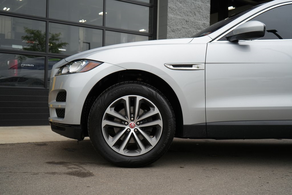 2020 Jaguar F-PACE Premium photo 9