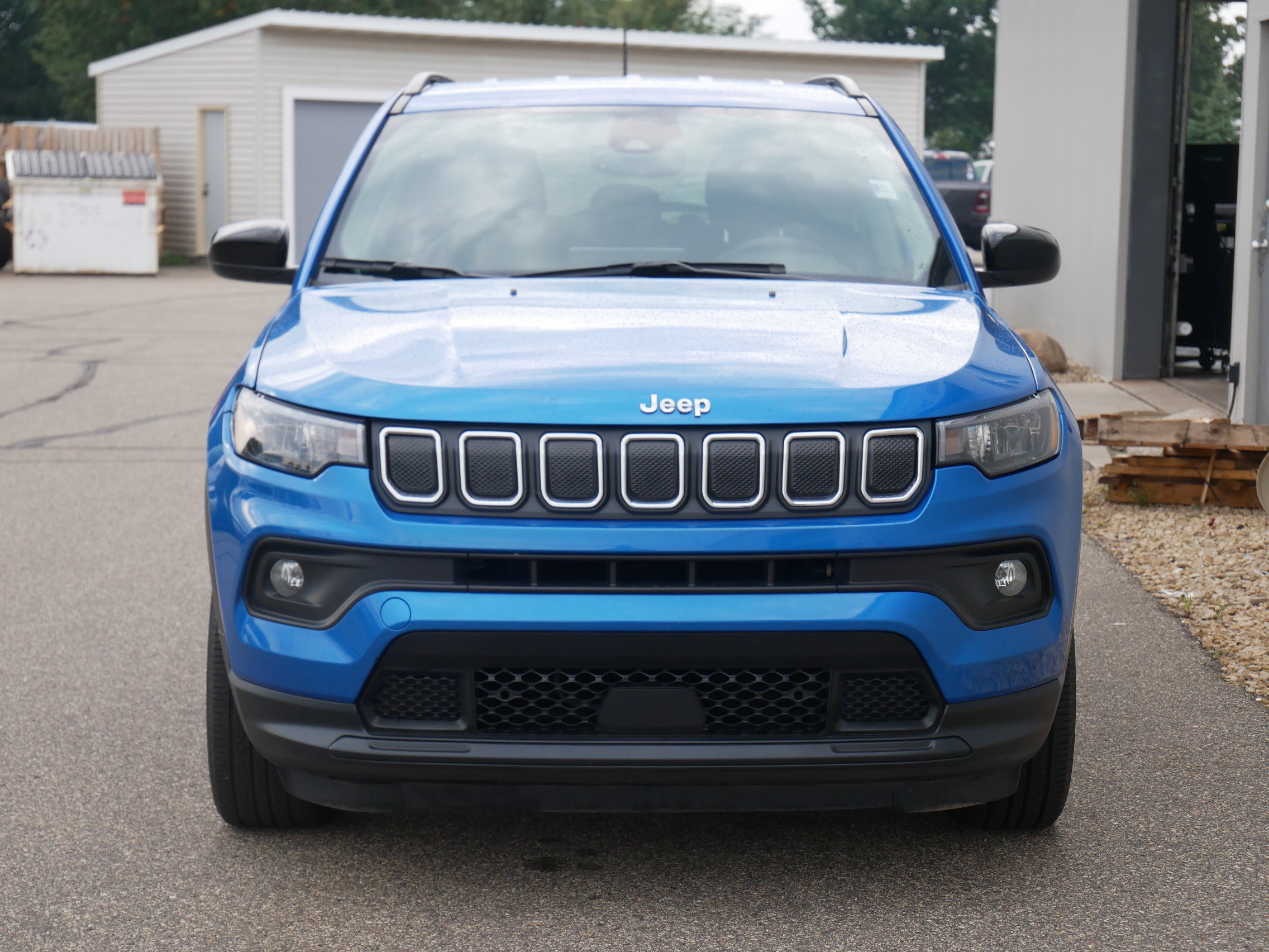 2022 Jeep Compass Latitude Lux photo 8