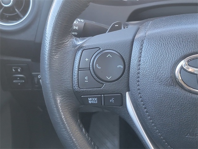 2018 Toyota Corolla SE photo 28
