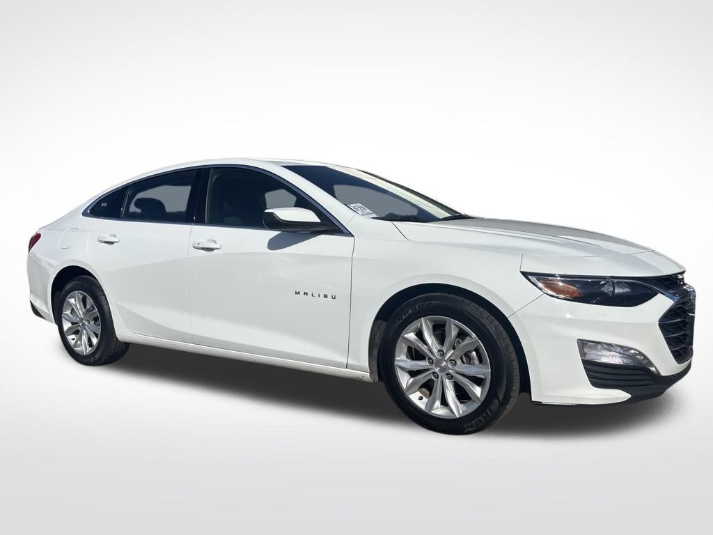 2024 Chevrolet Malibu 1LT's photo