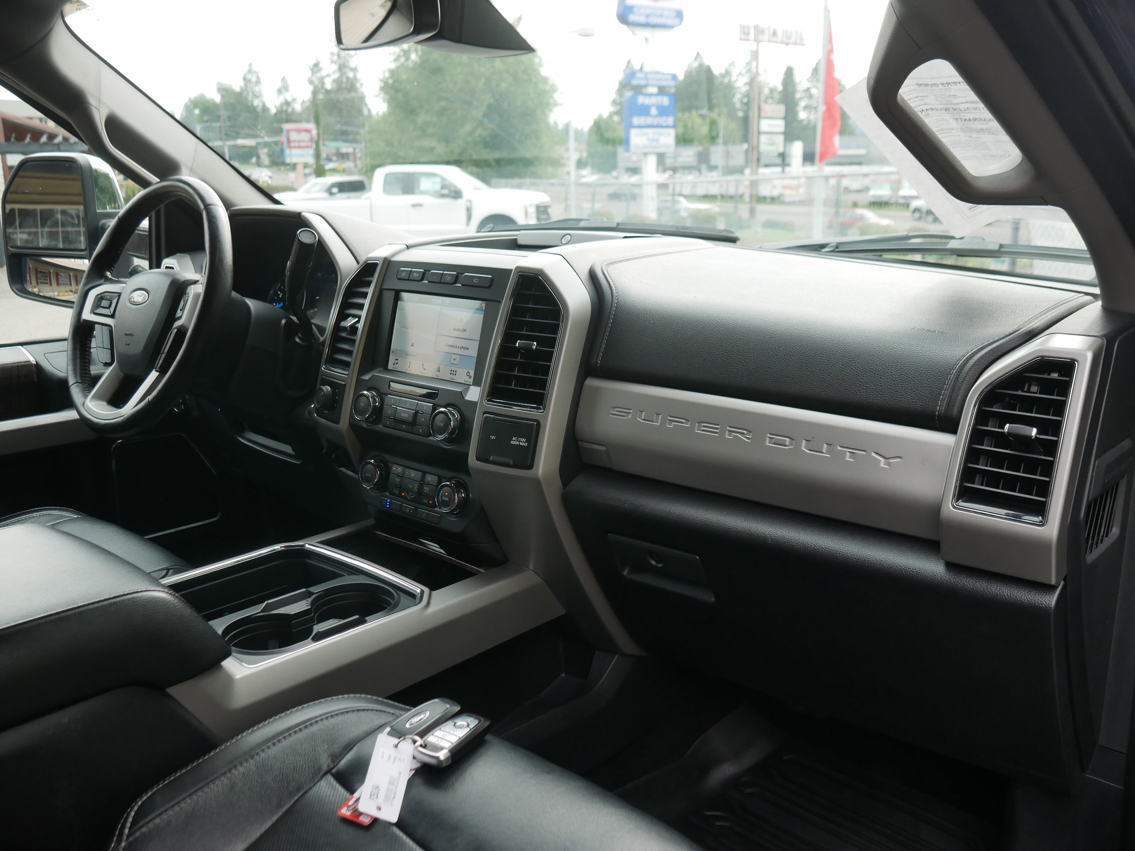 2019 Ford F-350 Lariat photo 24