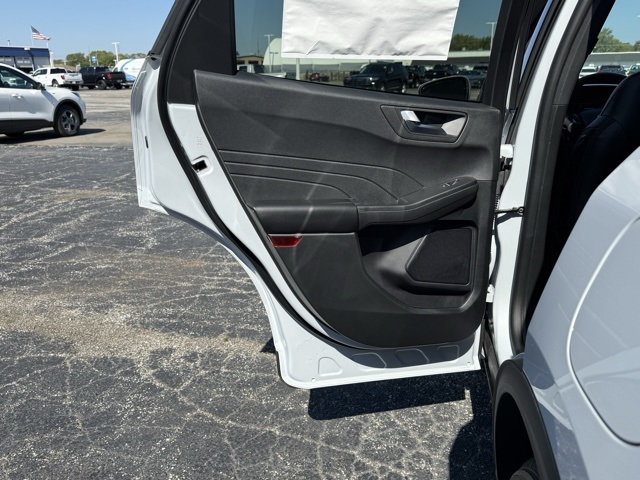 2025 Ford Escape Platinum photo 19