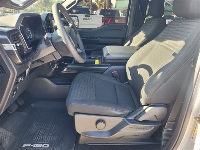 2023 Ford F-150 XL photo 3