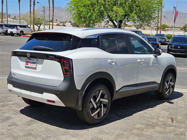 2025 Nissan Kicks SV photo 3