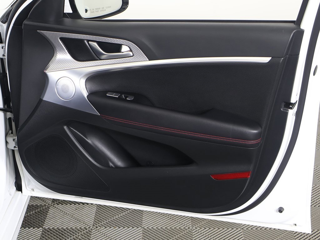 2023 Genesis G70 2.0T Sport Prestige photo 21