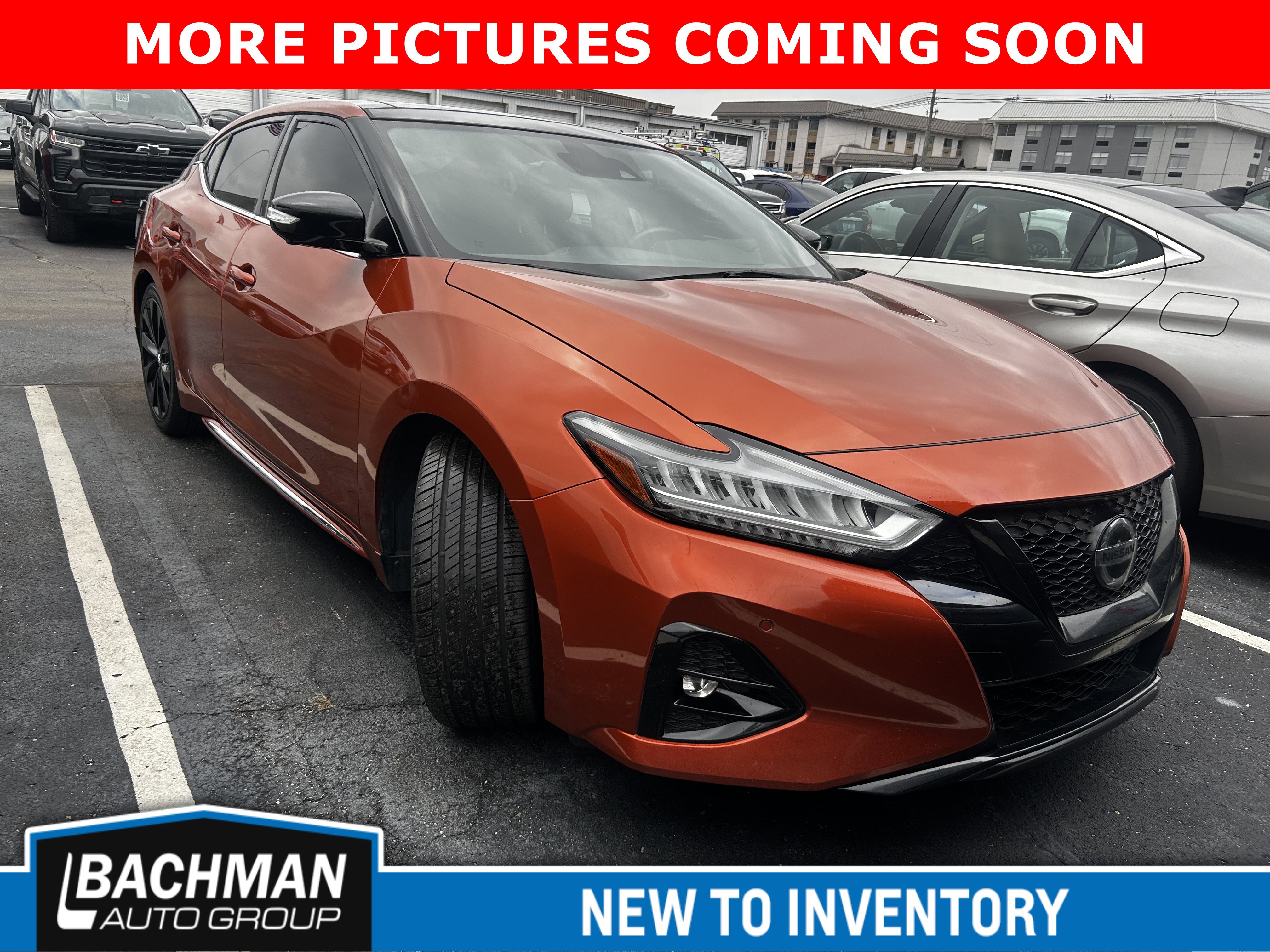 2021 Nissan Maxima SR's photo