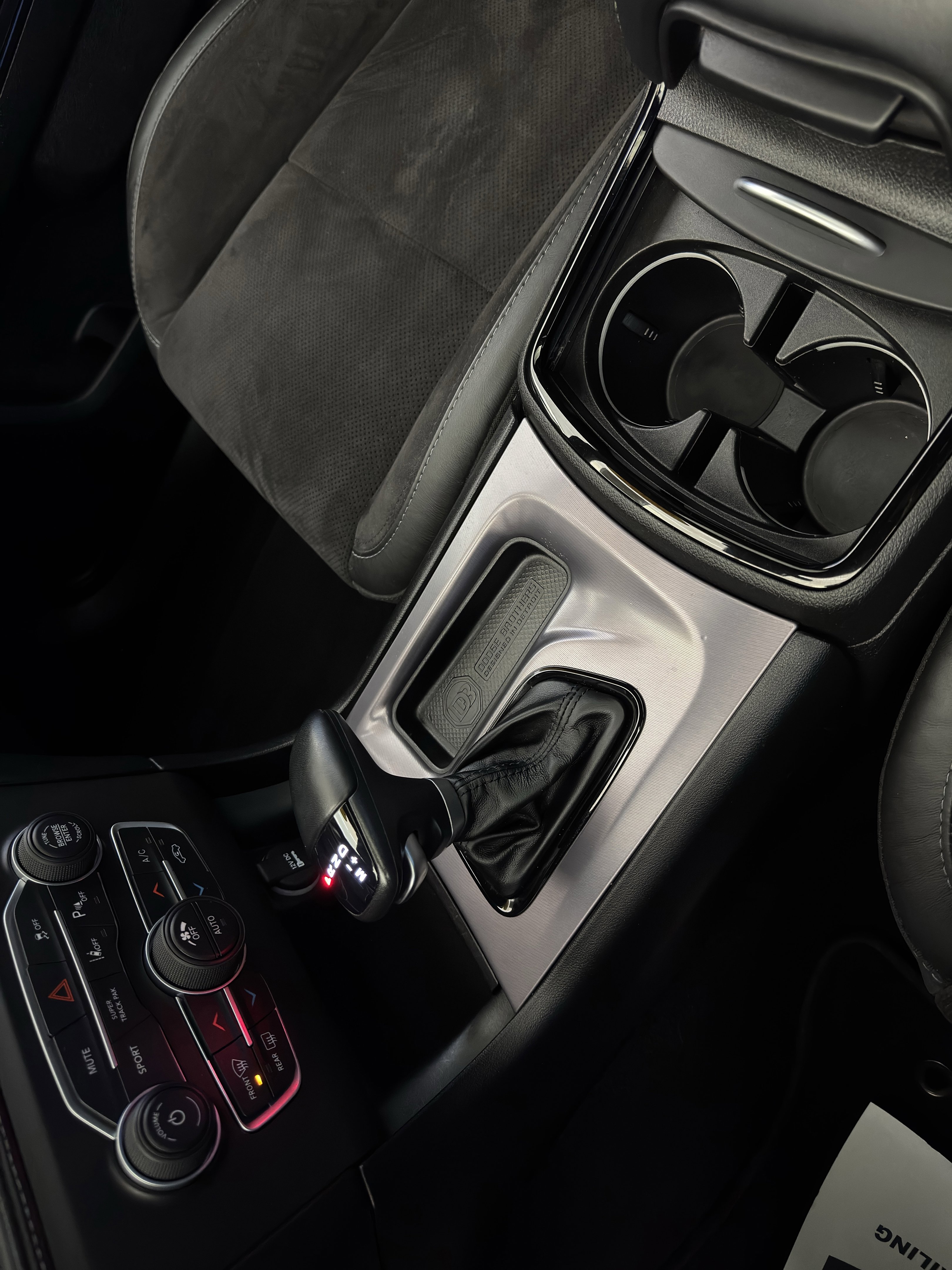 2022 Dodge Charger GT photo 4