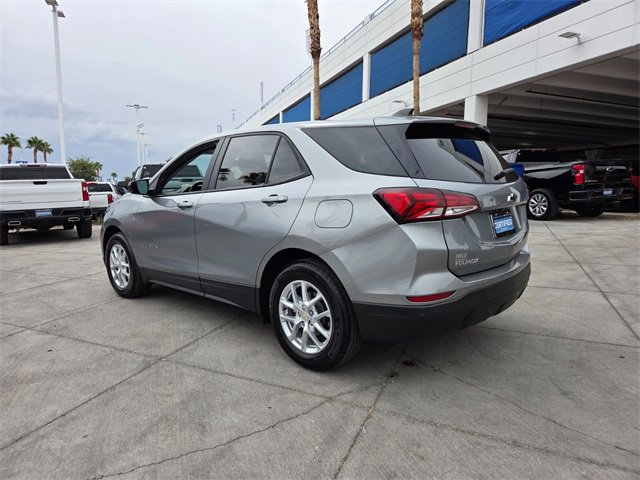 2024 Chevrolet Equinox LS photo 4