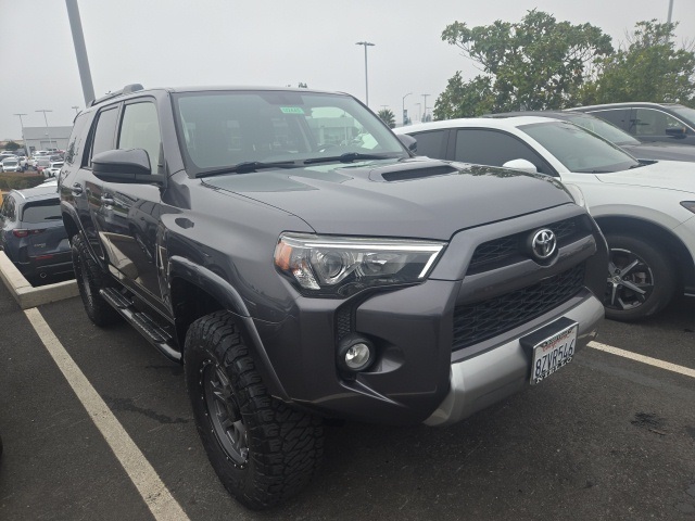 2019 Toyota 4Runner TRD Off-Road's photo