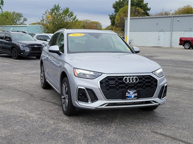 2023 Audi Q5 45 S line Premium Plus photo 3