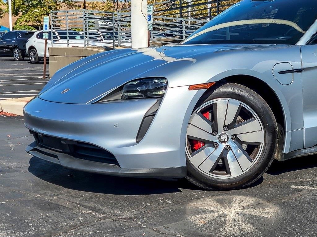 2022 Porsche Taycan 4S photo 2