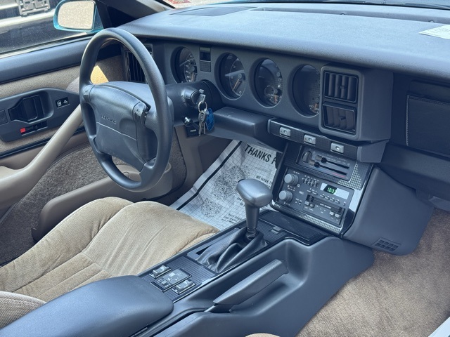 1992 Pontiac Firebird Formula photo 21