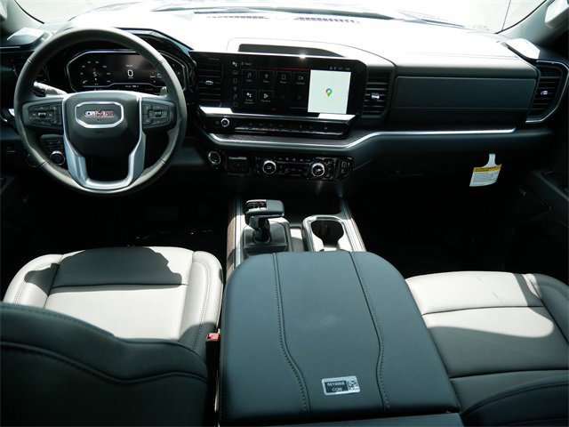 2025 Gmc Sierra 1500 SLT photo 2