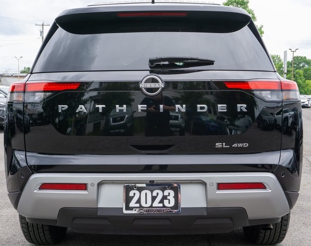 2023 Nissan Pathfinder SL photo 4
