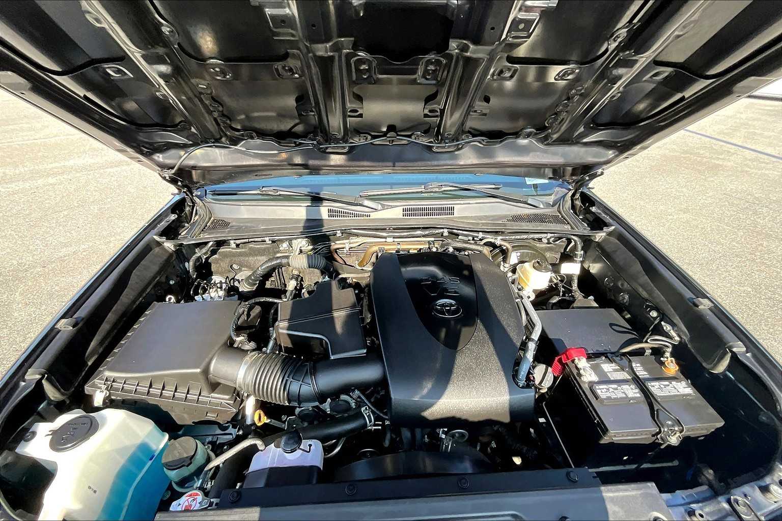 2023 Toyota Tacoma TRD Double Cab V6 photo 29