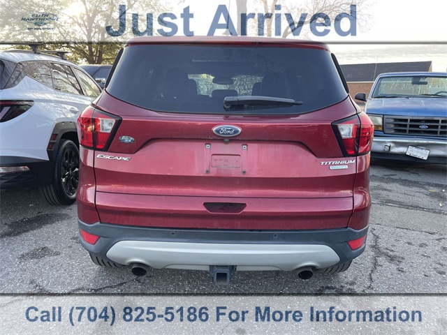 2019 Ford Escape Titanium photo 4