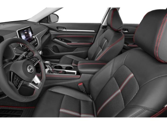 2025 Nissan Altima 2.5 SR photo 12