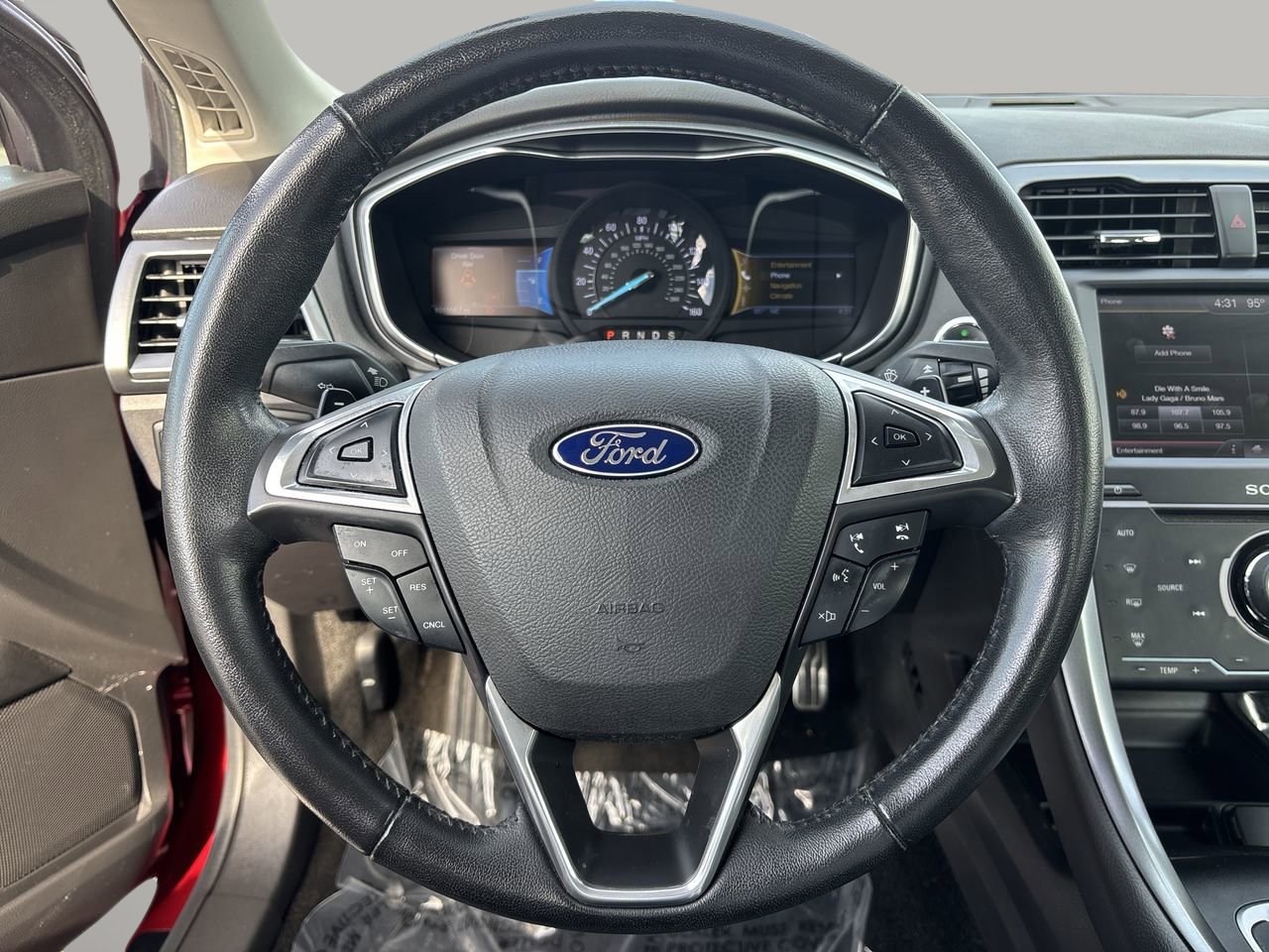 2014 Ford Fusion Titanium photo 27