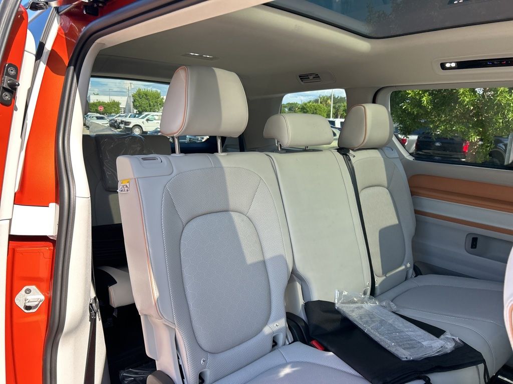 2025 Volkswagen ID. Buzz Pro Plus photo 38