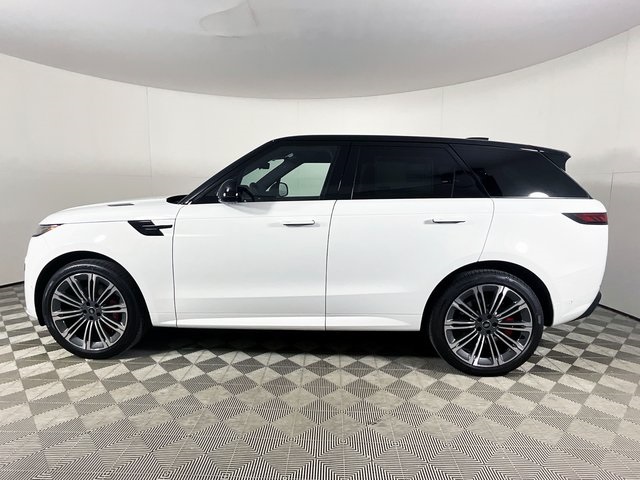 2025 Land Rover Range Rover Sport SE photo 2
