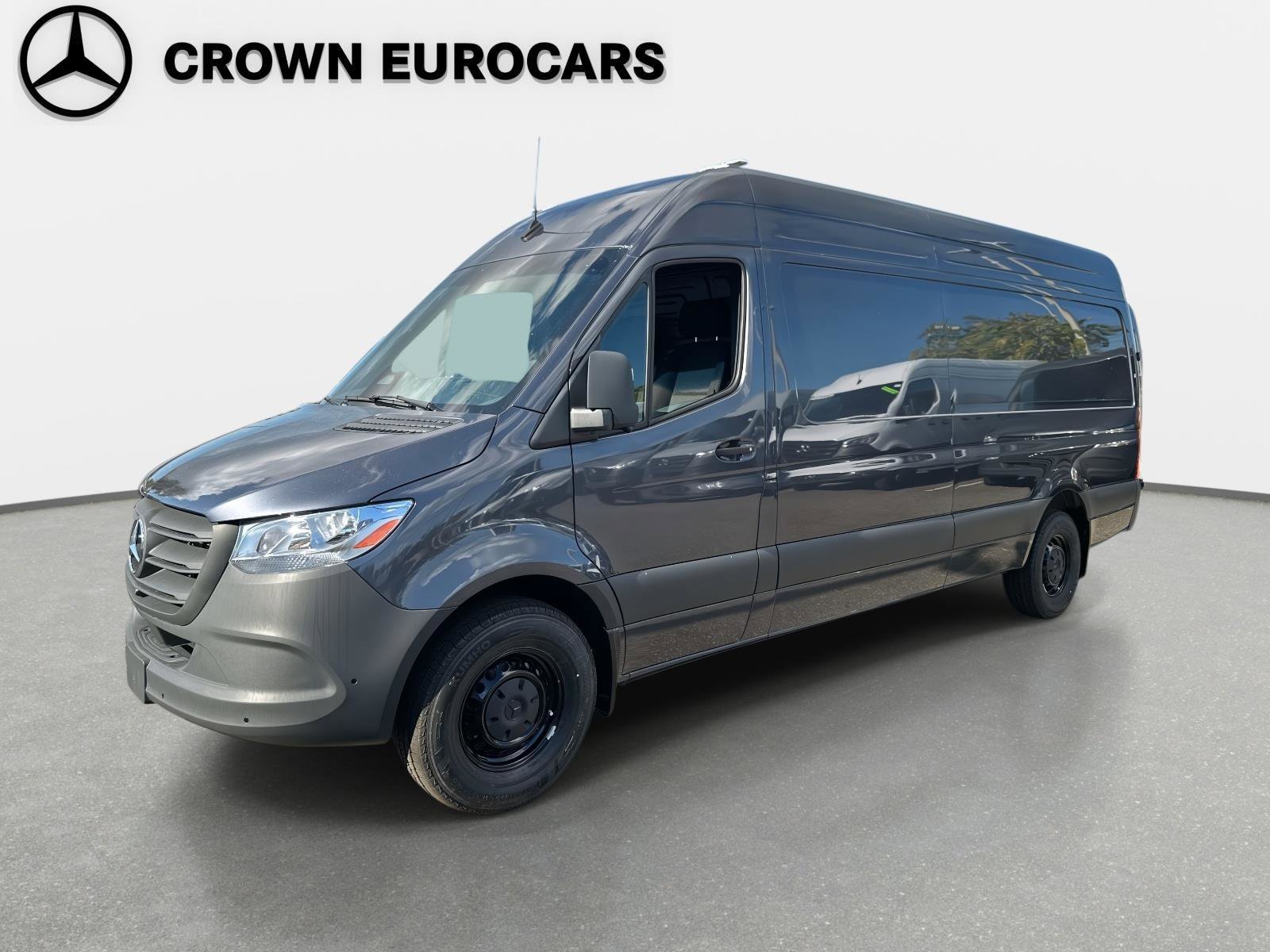 2026 Mercedes-Benz Sprinter Cargo Van Base's photo