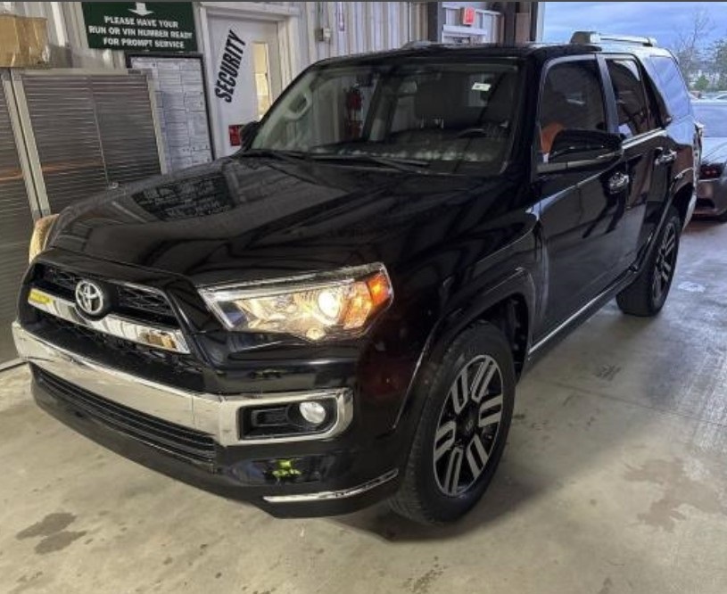 2018 Toyota 4Runner Limited's photo