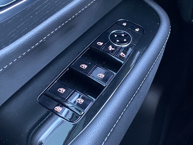 2025 Infiniti QX80 Sensory photo 21