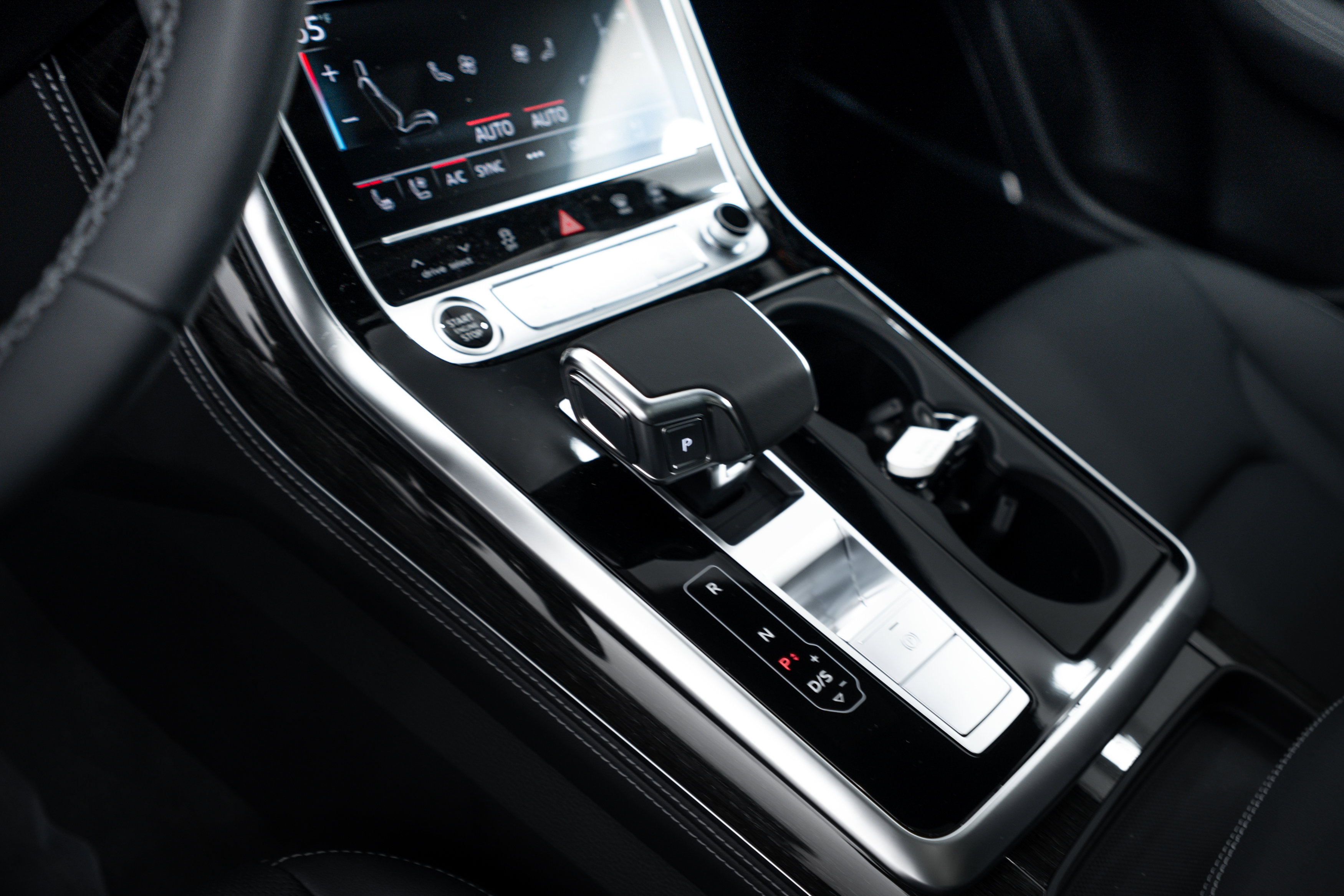 2026 Audi Q8 line Premium Plus photo 3