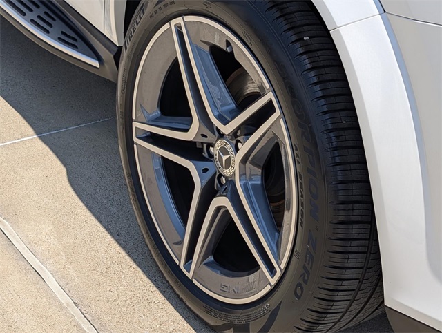 2022 Mercedes Benz GLS 450 4MATIC photo 6