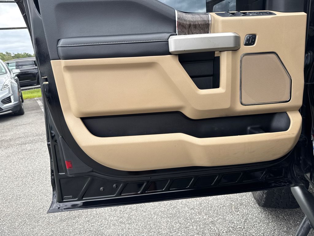 2018 Ford F-250 photo 10