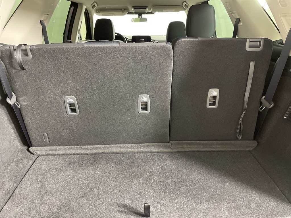 2025 Nissan Pathfinder SV photo 18