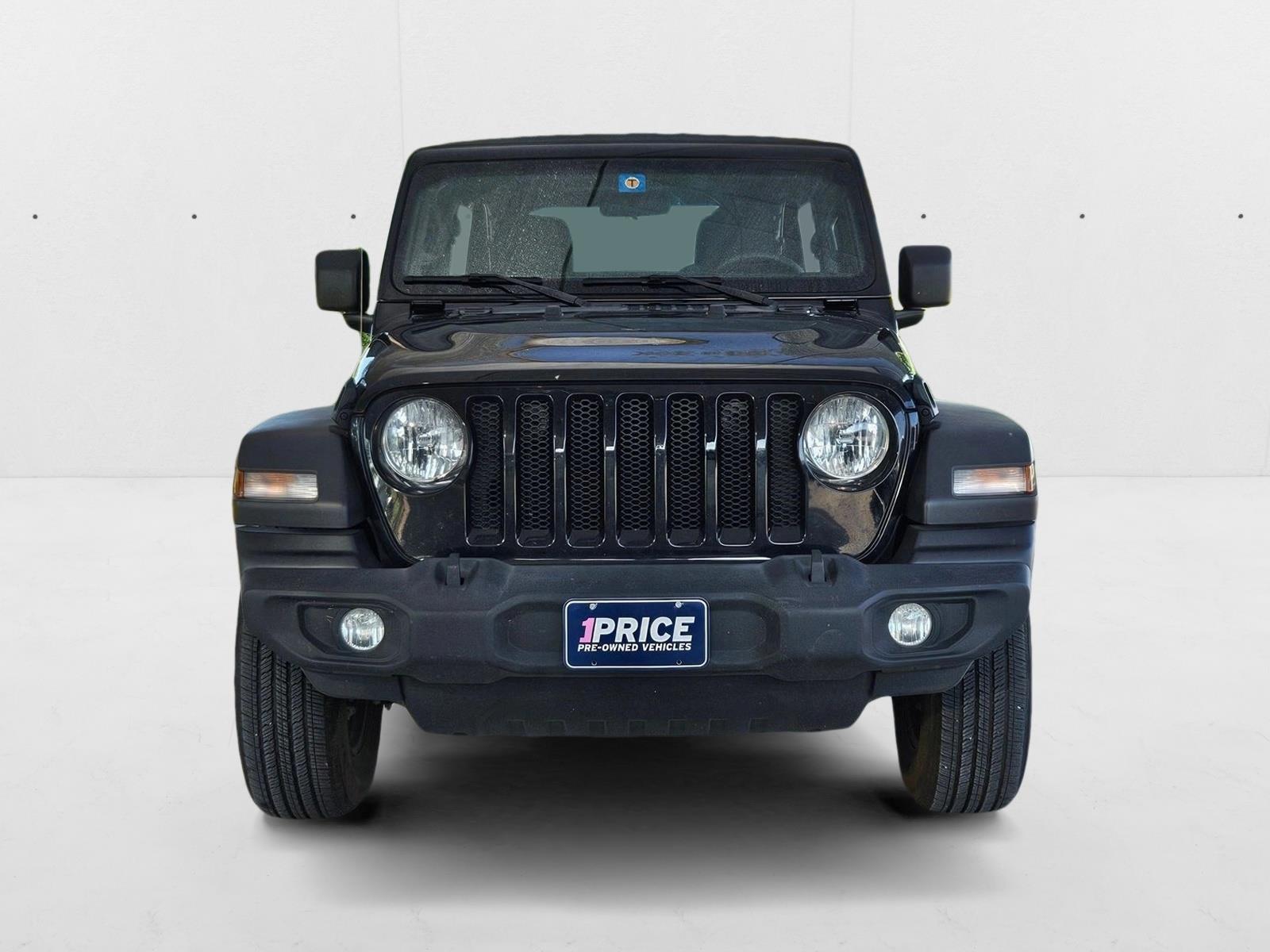 2022 Jeep Wrangler Unlimited Sport photo 2