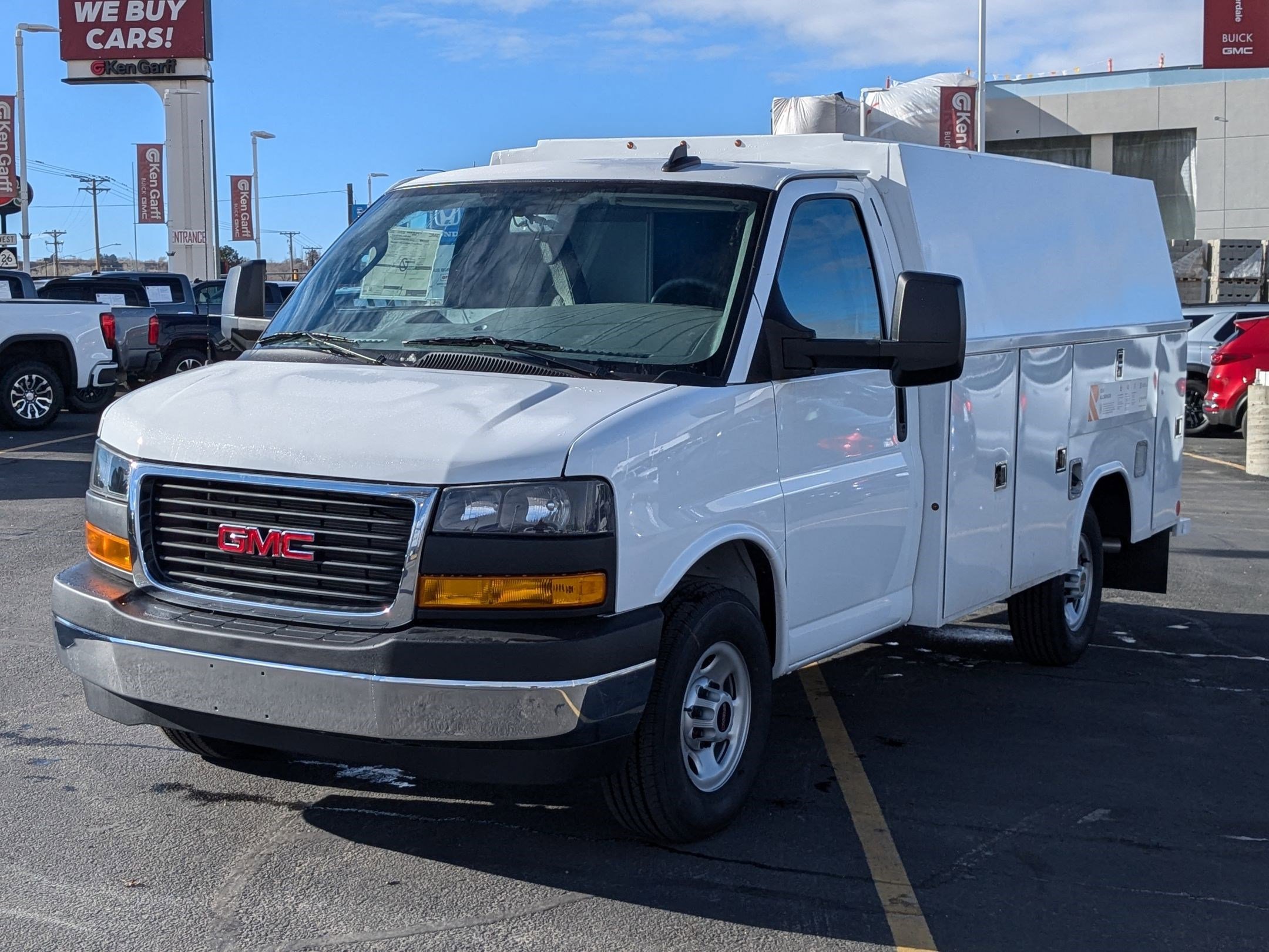 2025 Gmc Savana Cutaway 3500 photo 7