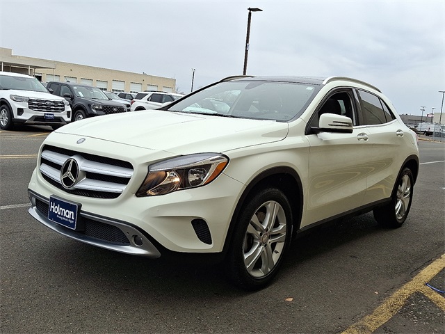 2016 Mercedes Benz GLA 250 photo 4