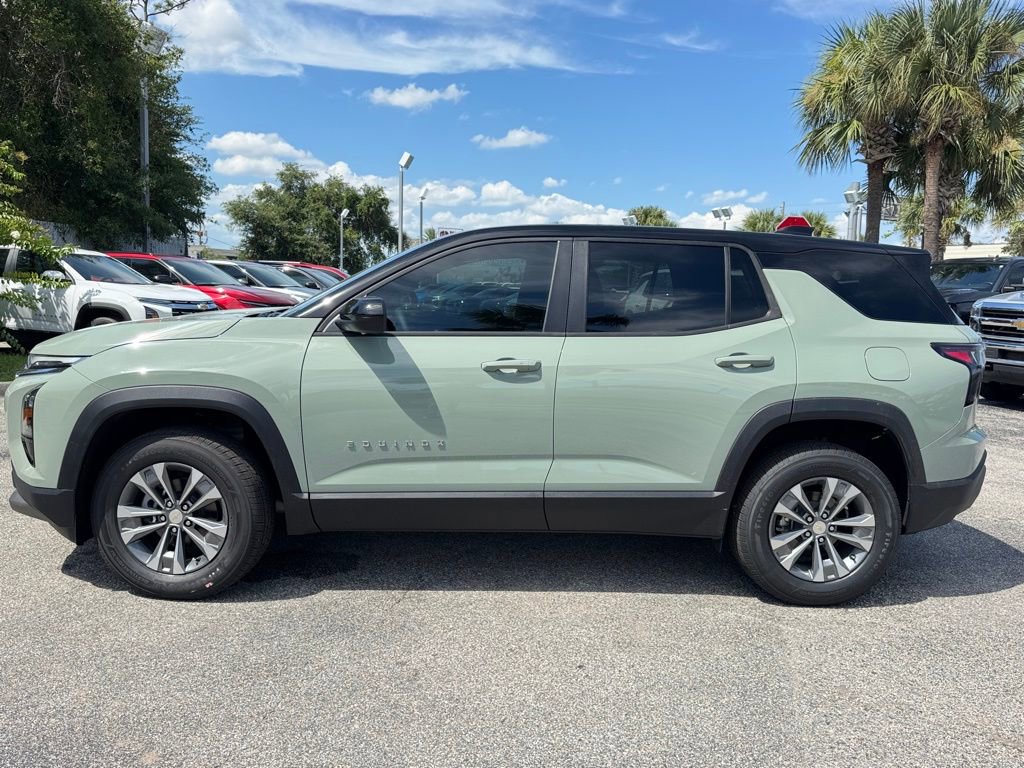 2026 Chevrolet Equinox LT photo 2