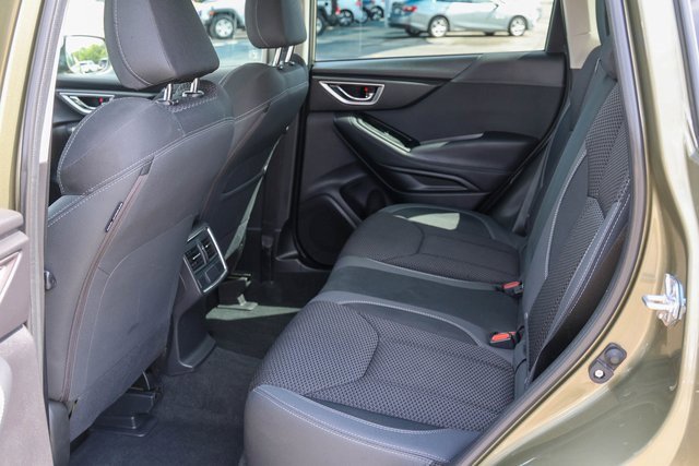2024 Subaru Forester Premium Base photo 12