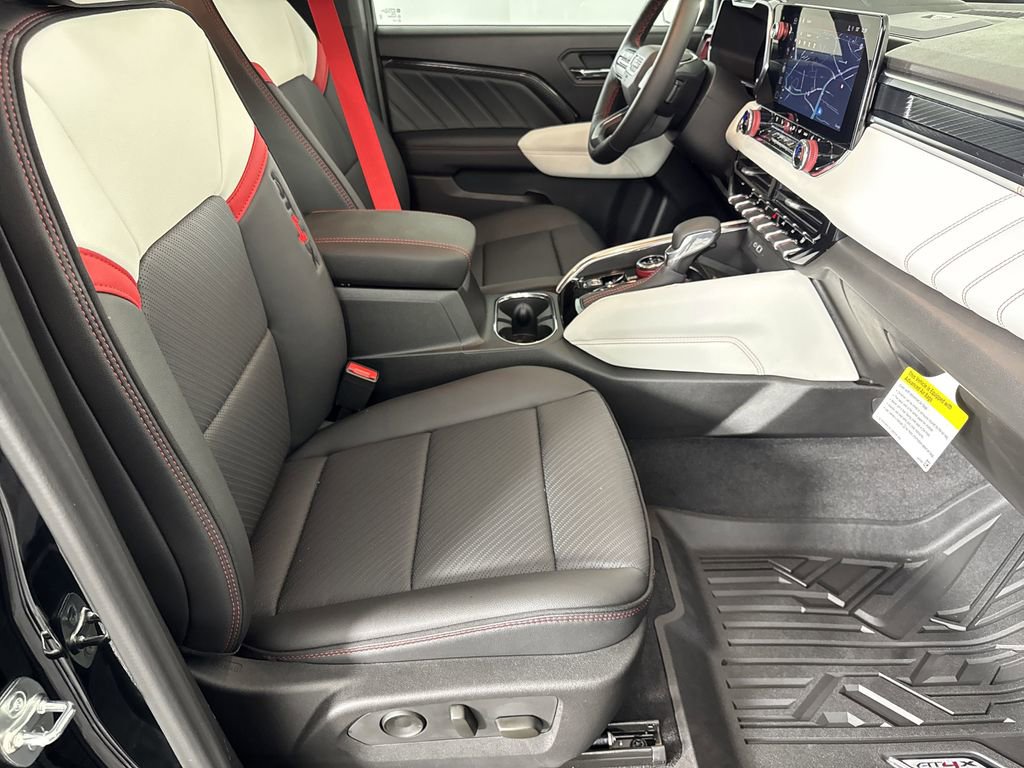 2025 Gmc Canyon AT4X photo 10
