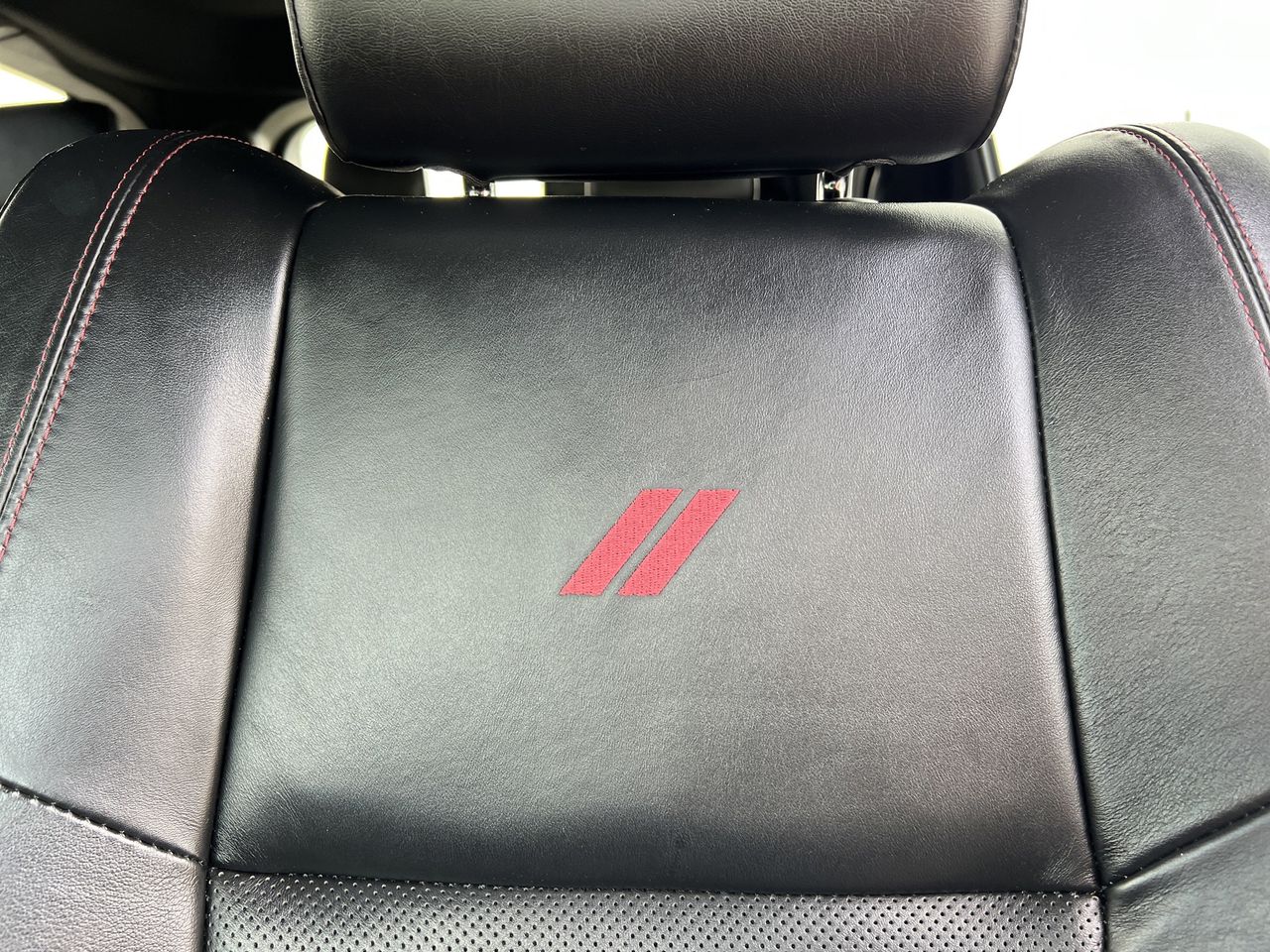 2022 Dodge Durango R/T photo 4